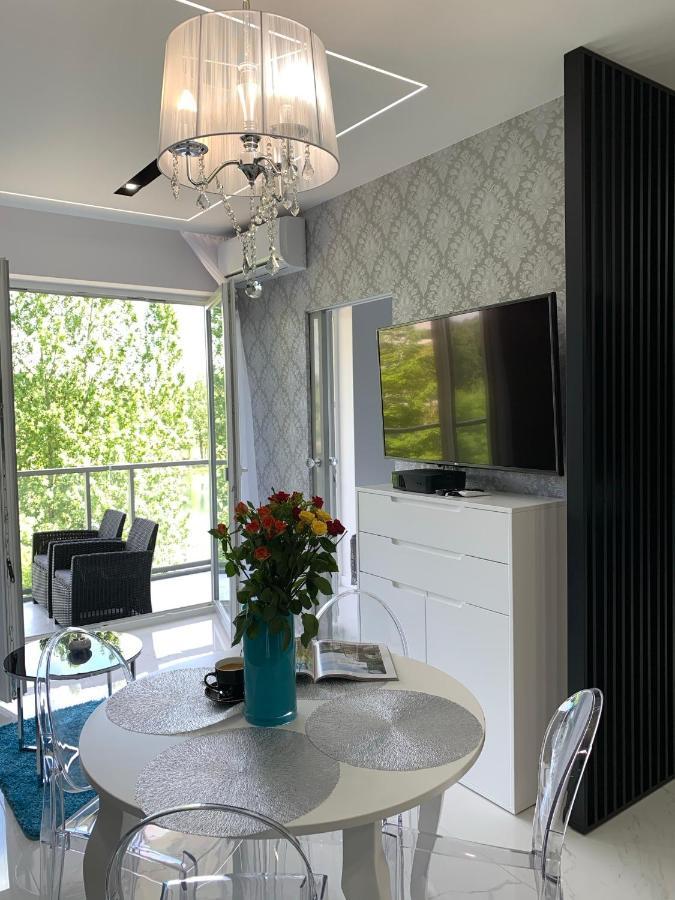 Luxury Apartment - 3 Lakes Katowice Ngoại thất bức ảnh